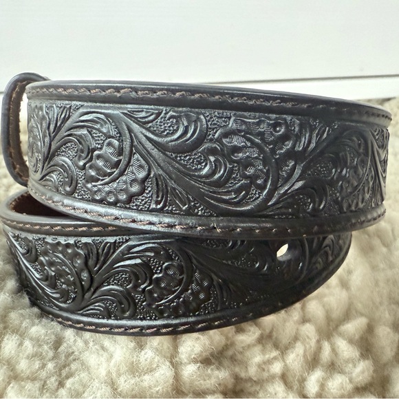 Ariat Boy's Tooled Western Belt with Removable Buckle size 24 30in black leather - Picture 14 of 17